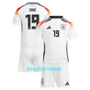 Kit De Football Allemagne Leroy Sané 19 Enfant Domicile Euro 2024 Kit De Football Allemagne Leroy Sané 19 Enfant Domicile Euro 2024