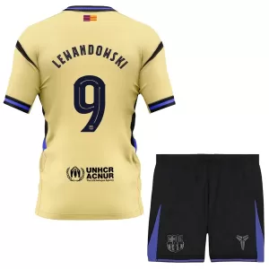 Kit De Football FC Barcelone x Kobe Bryant Robert Lewandowski 9 Enfant Extérieur 25/26 Kit De Football FC Barcelone x Kobe Bryant Robert Lewandowski 9 Enfant Extérieur 25/26