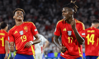 L'Espagne accède aux quarts de finale pour affronter l'Allemagne ! L'Espagne accède aux quarts de finale pour affronter l'Allemagne !