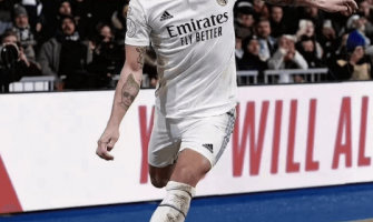 Le légendaire milieu de terrain du Real Madrid Kroos annonce sa retraite ! Le légendaire milieu de terrain du Real Madrid Kroos annonce sa retraite !