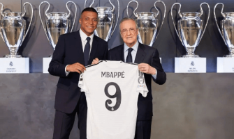 Mbappé a officiellement atterri au Bernabeu Mbappé a officiellement atterri au Bernabeu