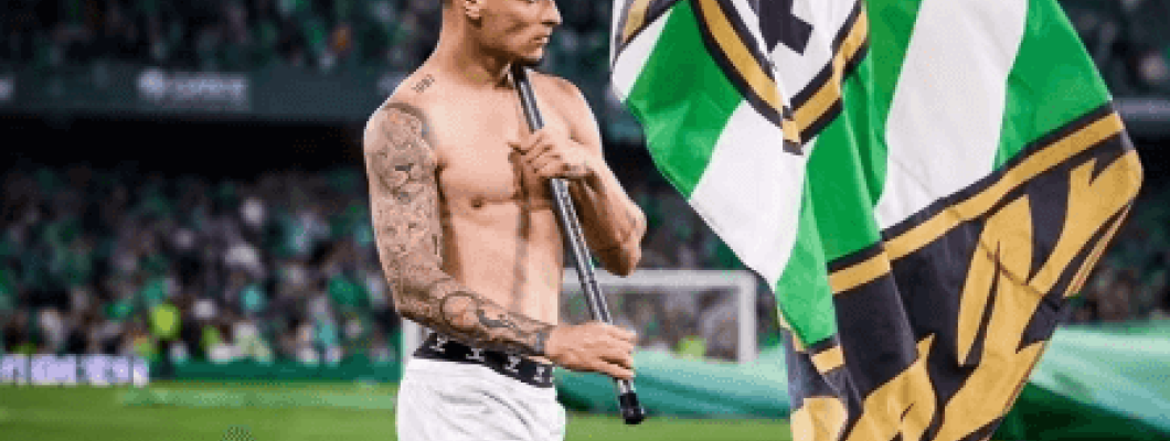 Anthony rejette plusieurs offres très lucratives, affirmant vouloir uniquement retourner au Real Betis Anthony rejette plusieurs offres très lucratives, affirmant vouloir uniquement retourner au Real Betis