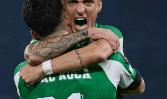 Antony continue de briller en Ligue Europa