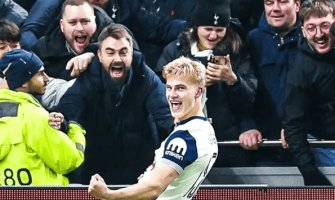 L'adolescent de Tottenham Bergwal met fin à l'invincibilité de Liverpool L'adolescent de Tottenham Bergwal met fin à l'invincibilité de Liverpool