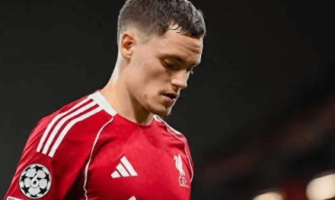 Le changement tactique douloureux de Liverpool Le changement tactique douloureux de Liverpool