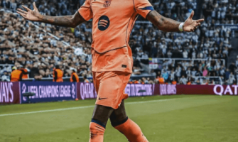 Les deux défaites consécutives de Barcelone révèlent une crise au poste d'avant-centre Les deux défaites consécutives de Barcelone révèlent une crise au poste d'avant-centre